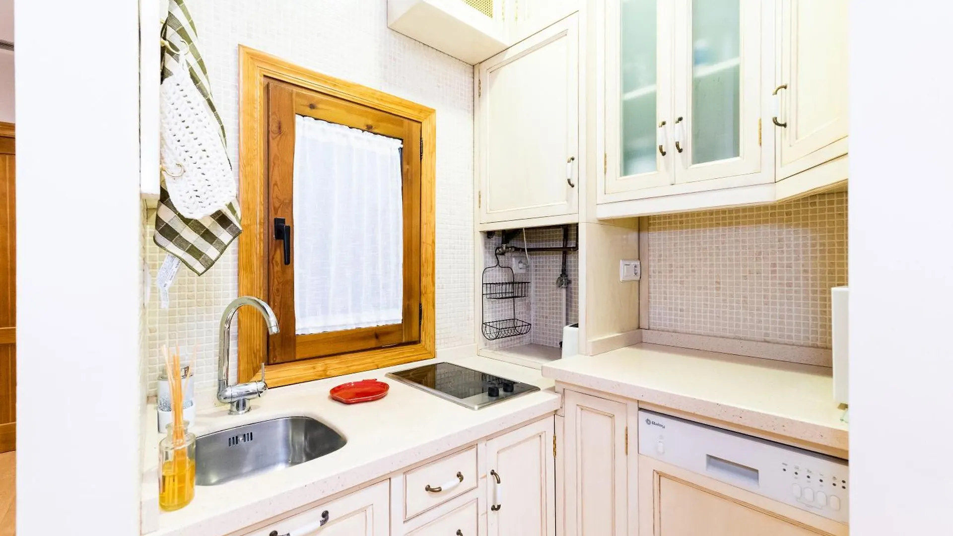 Apartamento Precioso Piso En Pleno Centro De Granada Junto A Iglesia De San Matias
